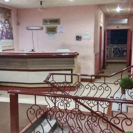 Hotel Varsa Dibrugarh Kültér fotó