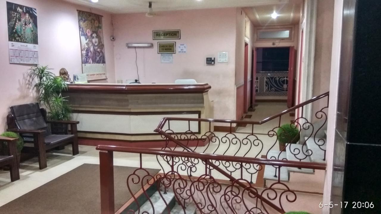 Hotel Varsa Dibrugarh Kültér fotó